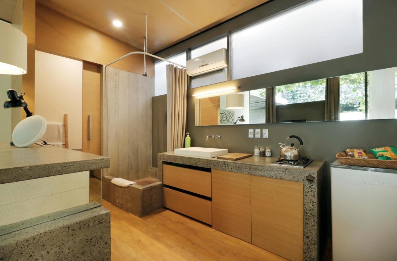Clio Apartment Seminyak Eksteriør billede