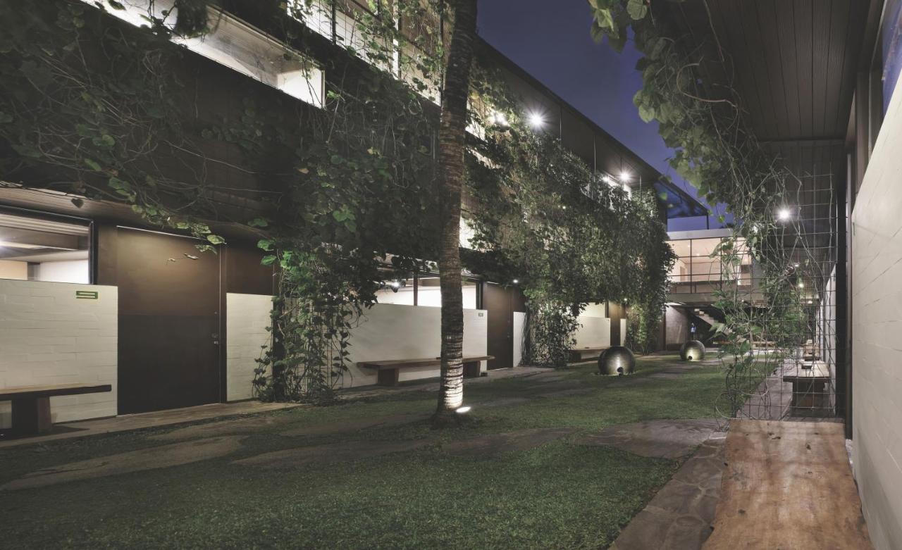 Clio Apartment Seminyak Eksteriør billede