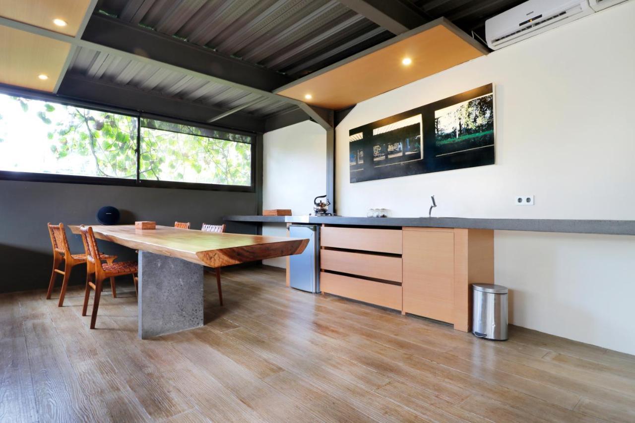 Clio Apartment Seminyak Eksteriør billede